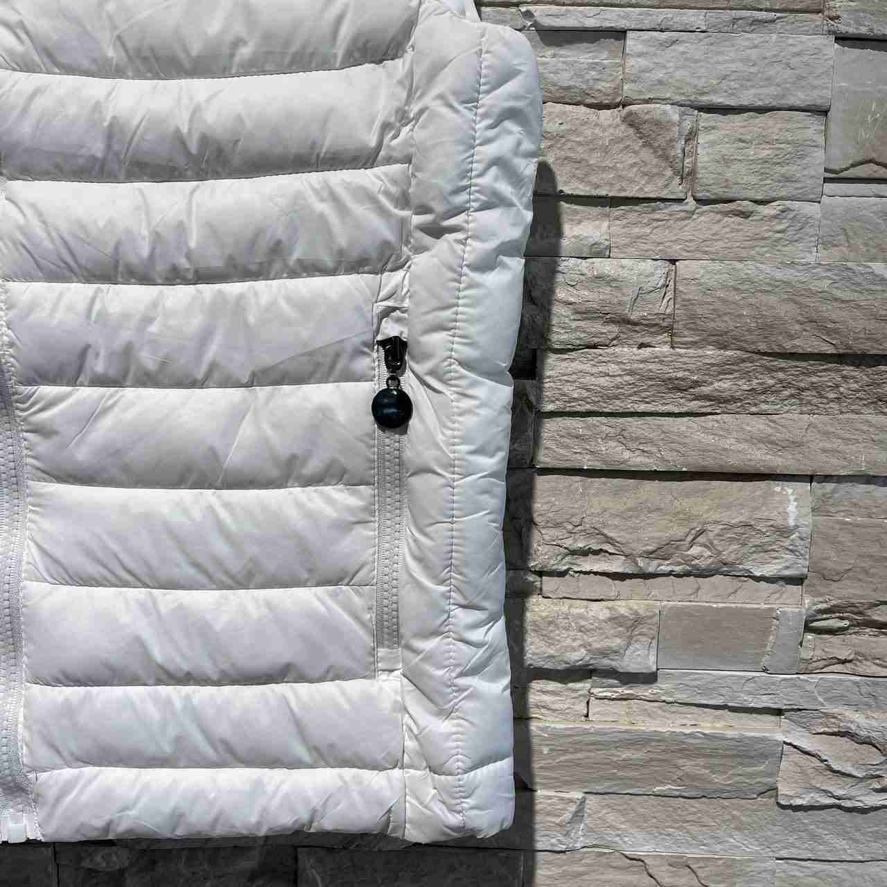 Gilet white
