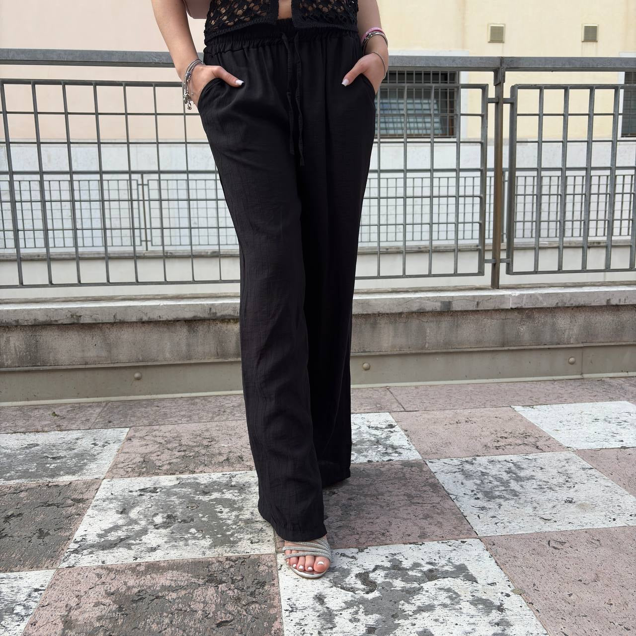 Pantaloni tavari