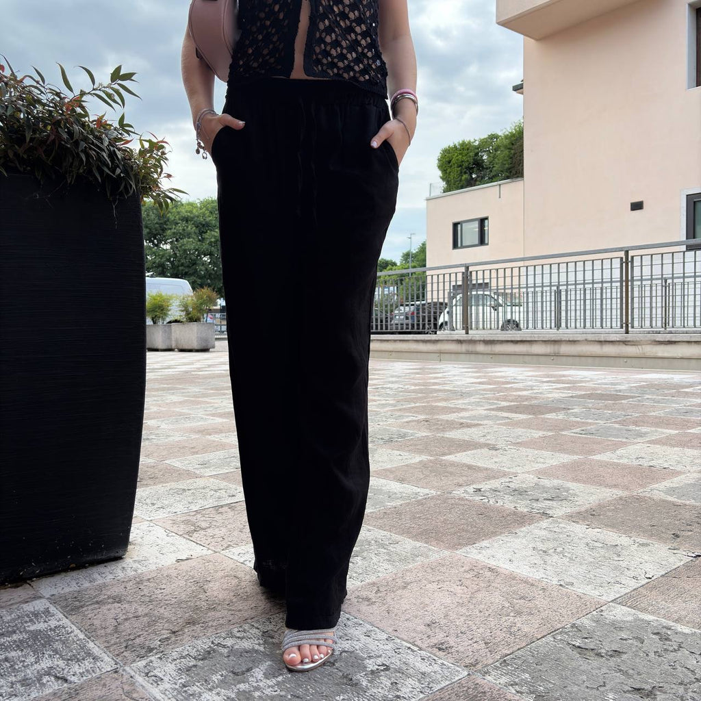 Pantaloni tavari
