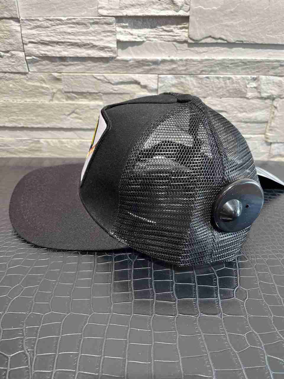 Cappellino toucan