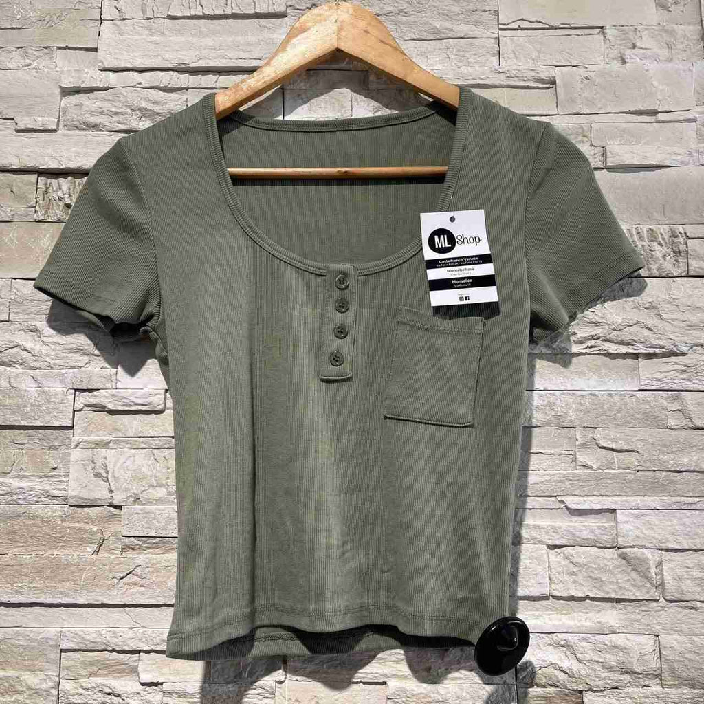 T-shirt bottons