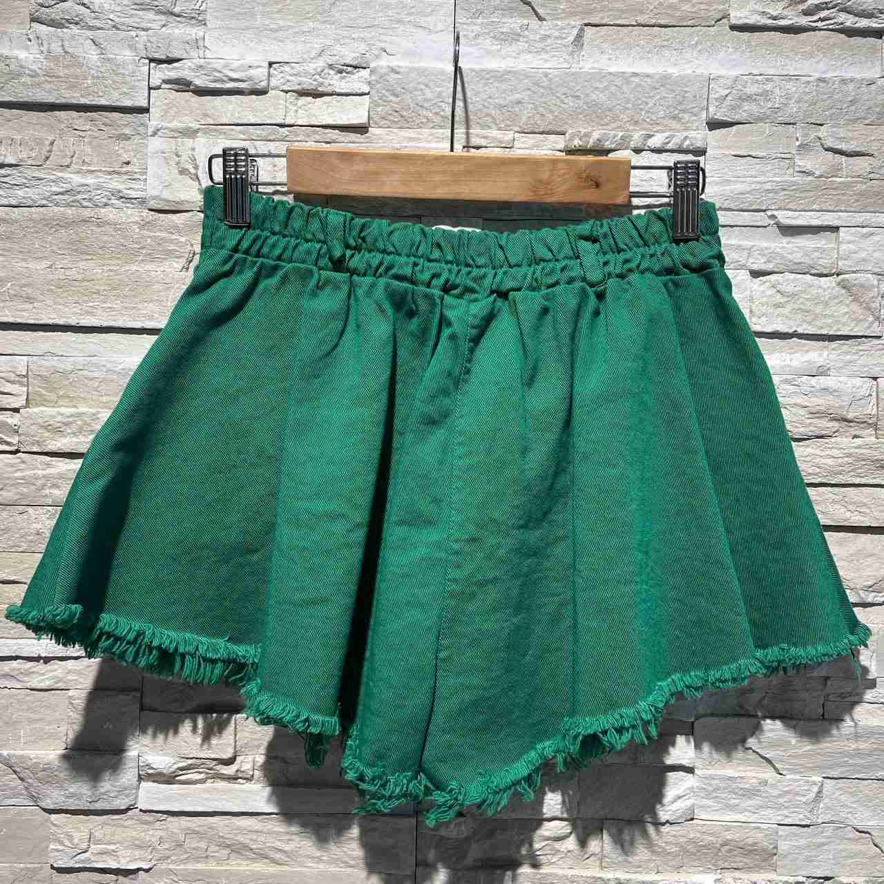 Shorts green
