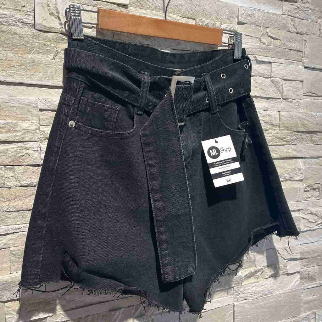 Shorts nikita
