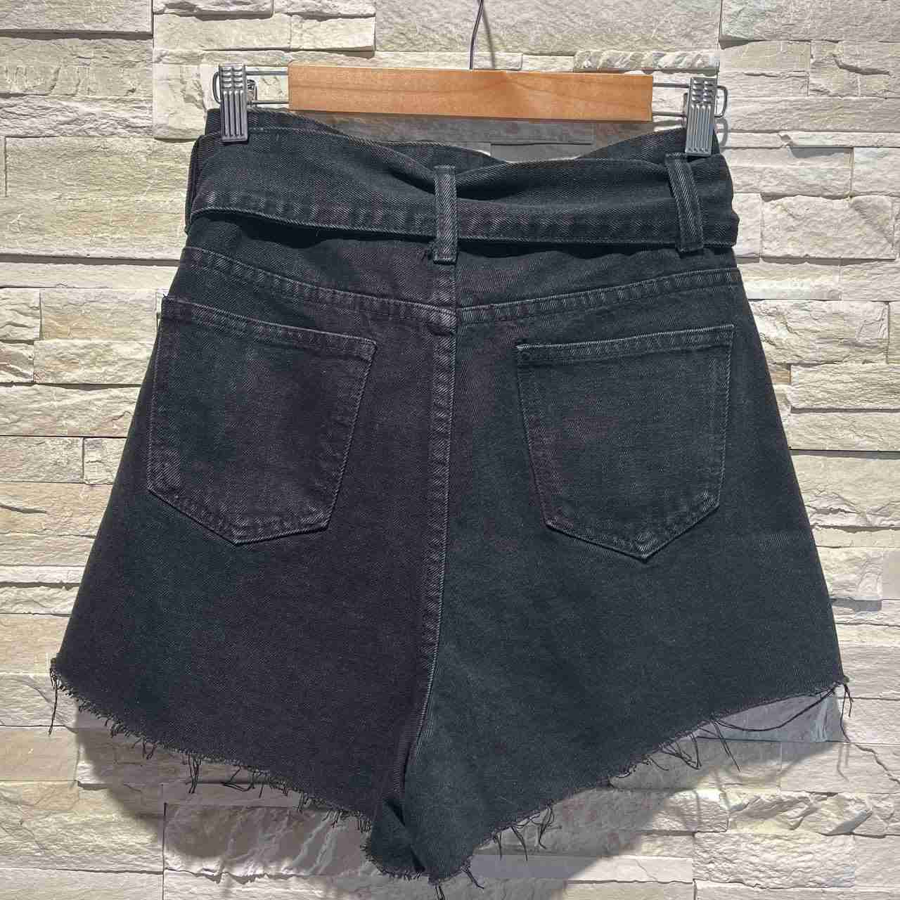 Shorts nikita