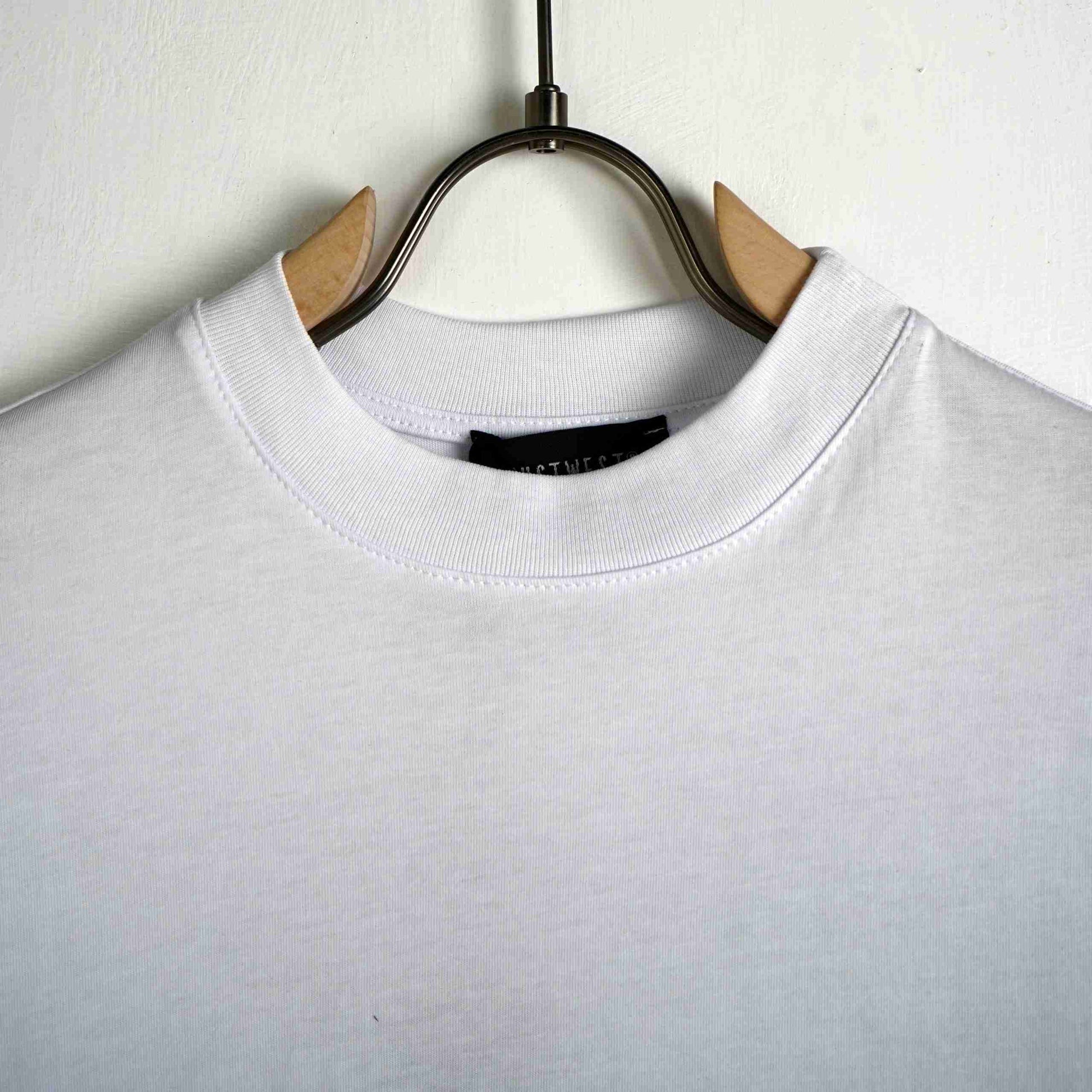 T-shirt infinite
