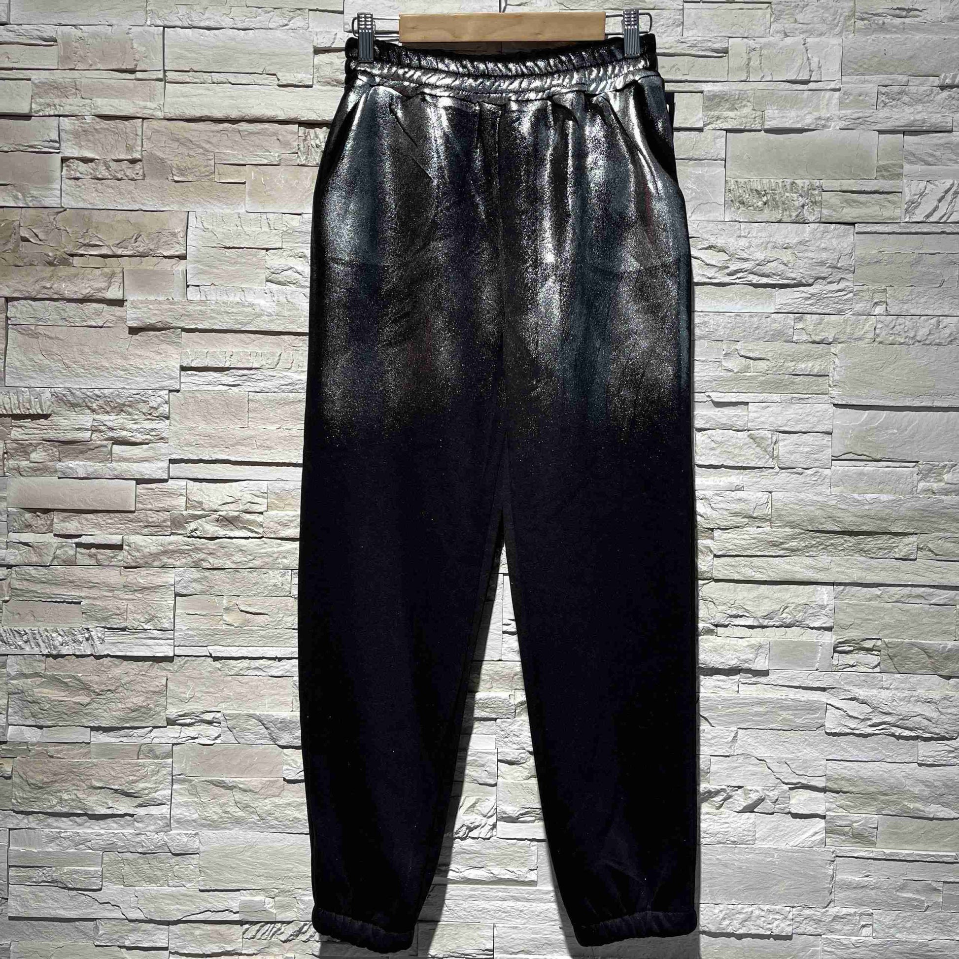 Pantaloni tuta felpati con effetto lucido