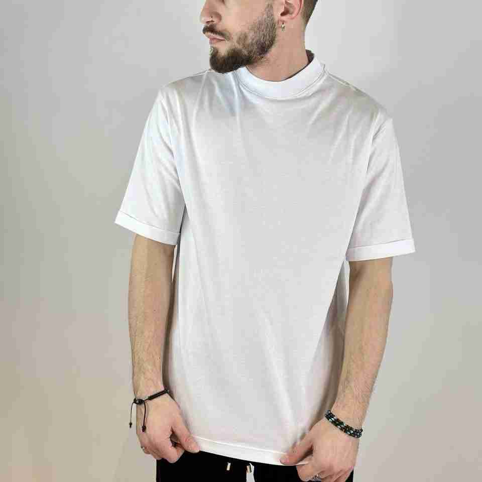T-shirt infinite