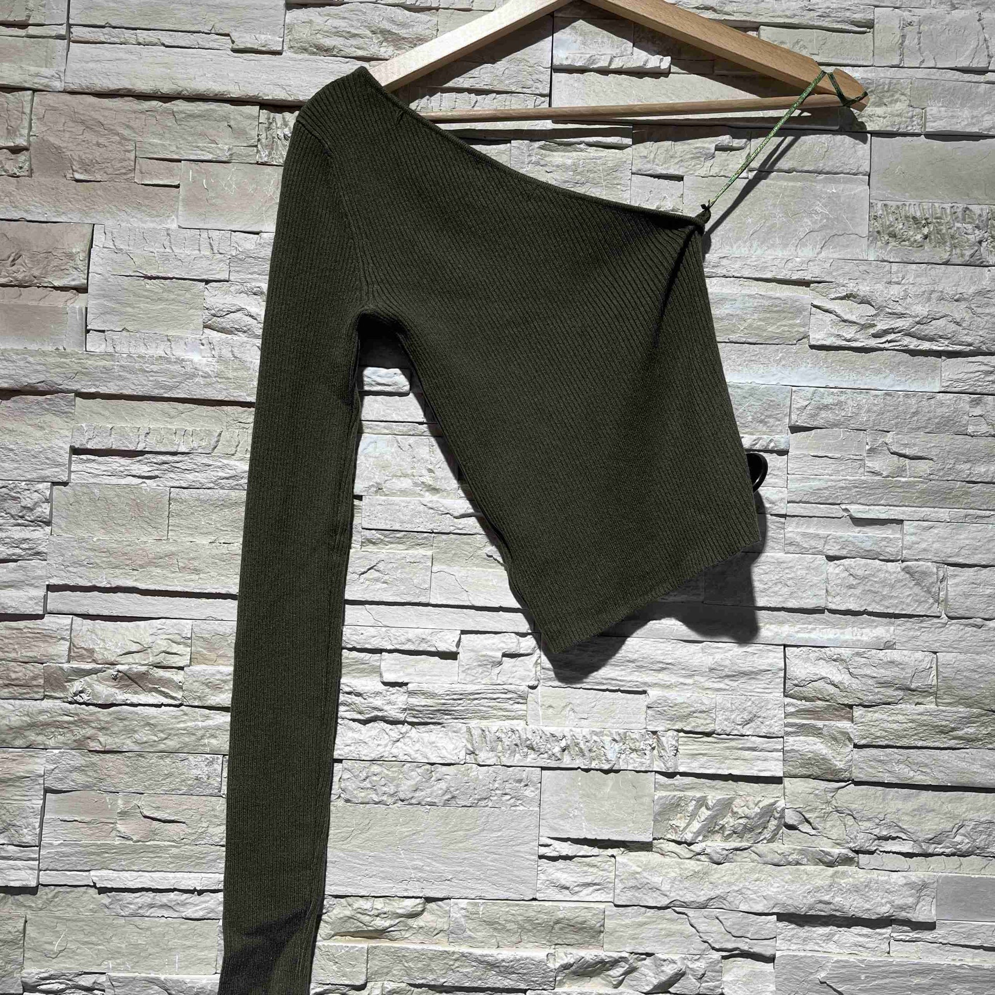 Maglioncino one shoulder