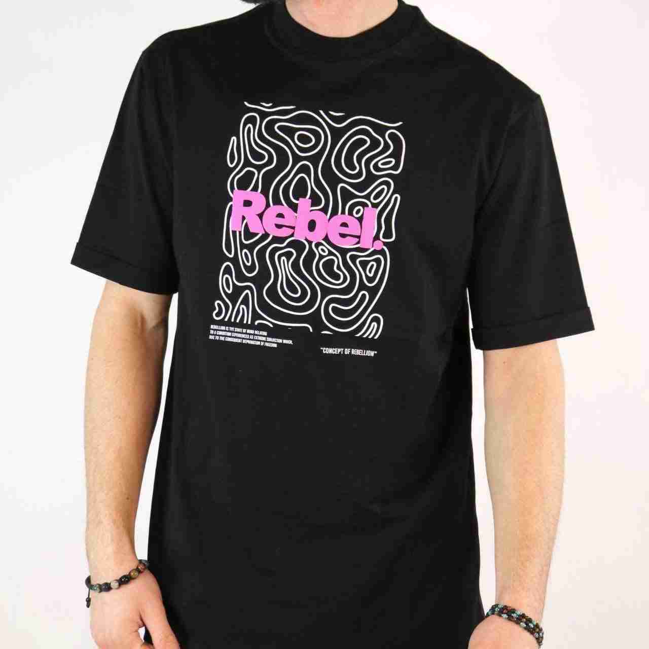T-shirt rebel