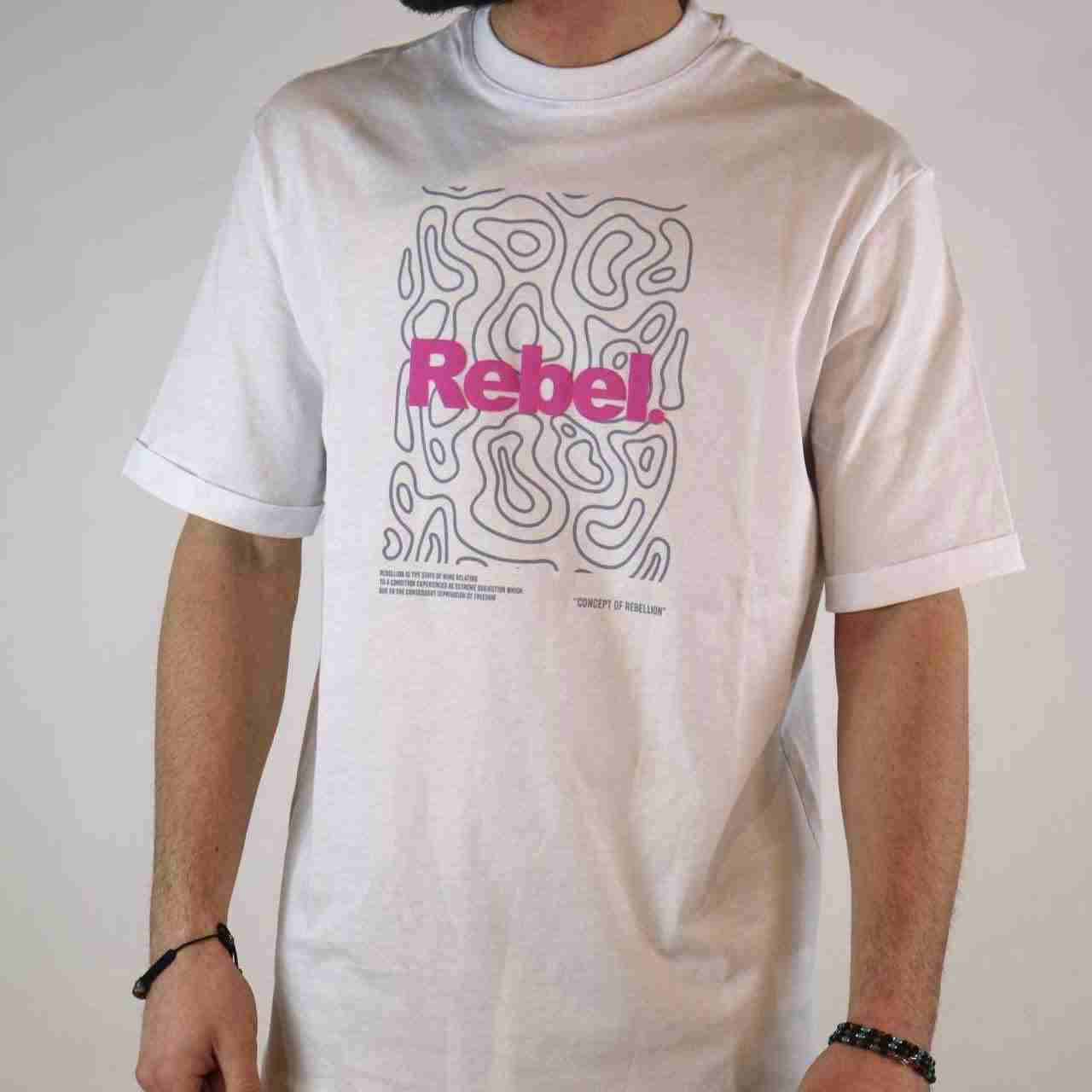 T-shirt rebel