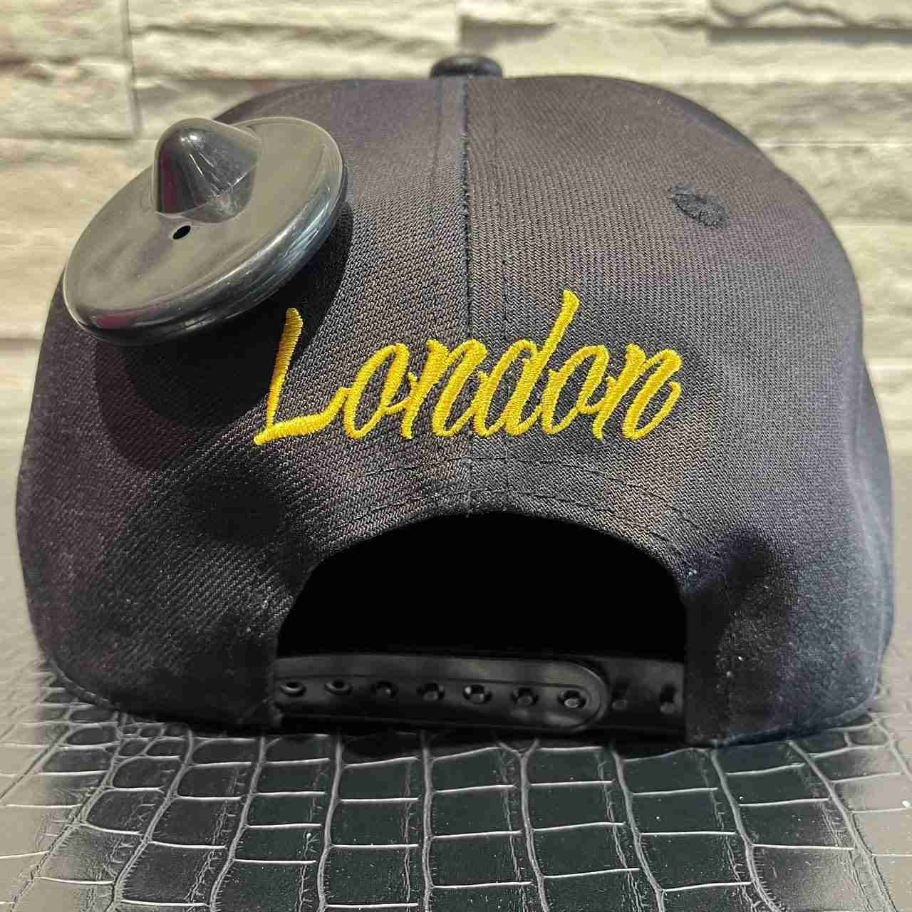 Cappellino london