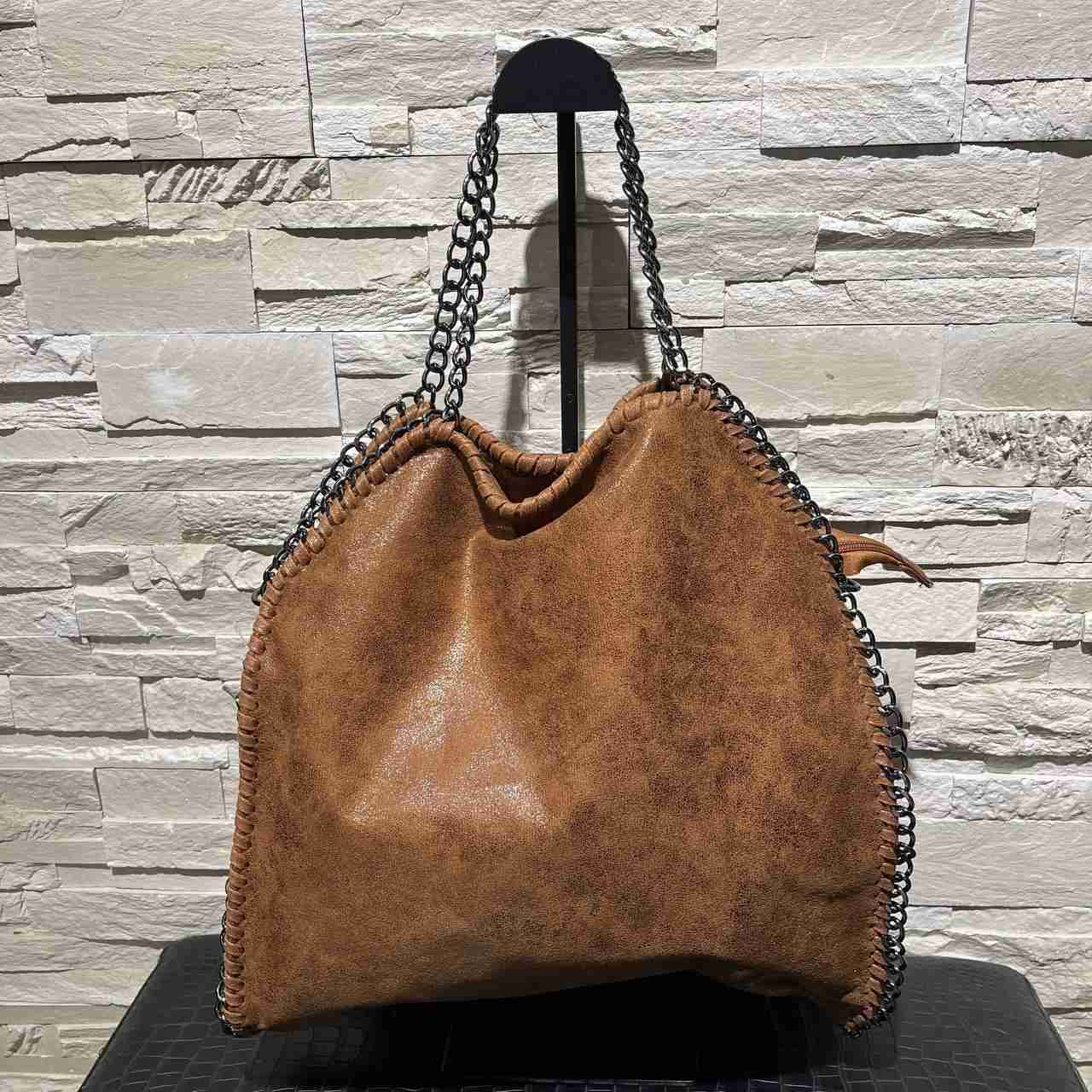 Borsa Laura