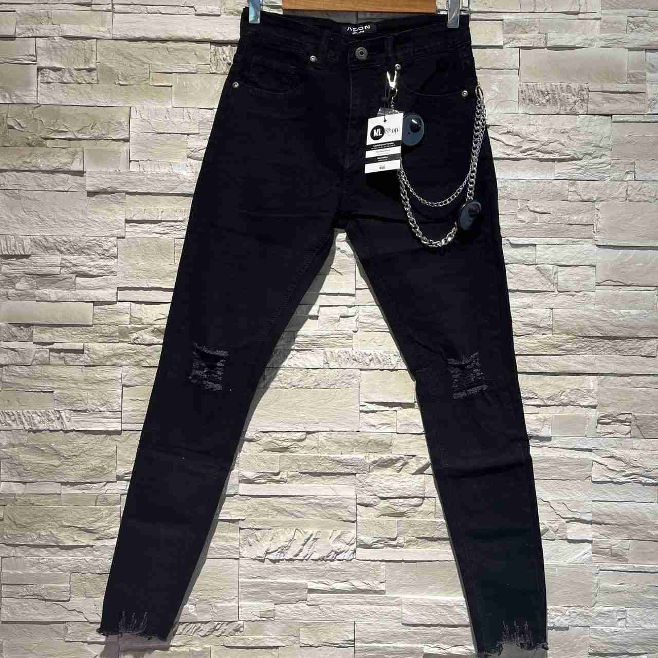 Jeans feed