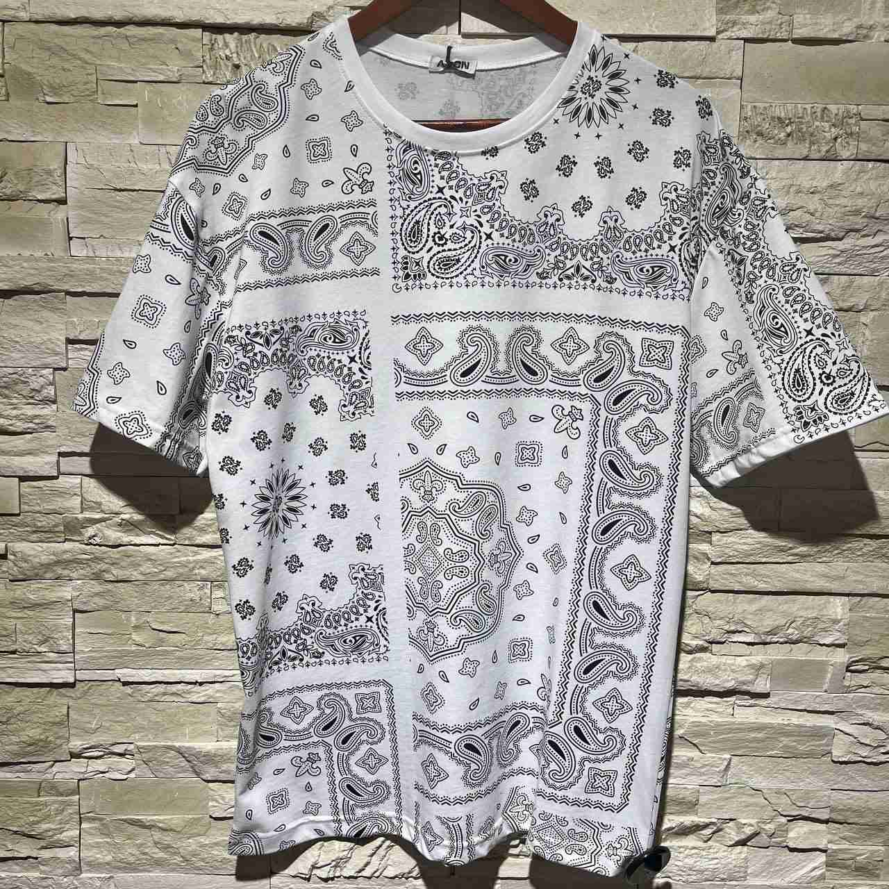 T-shirt bandana