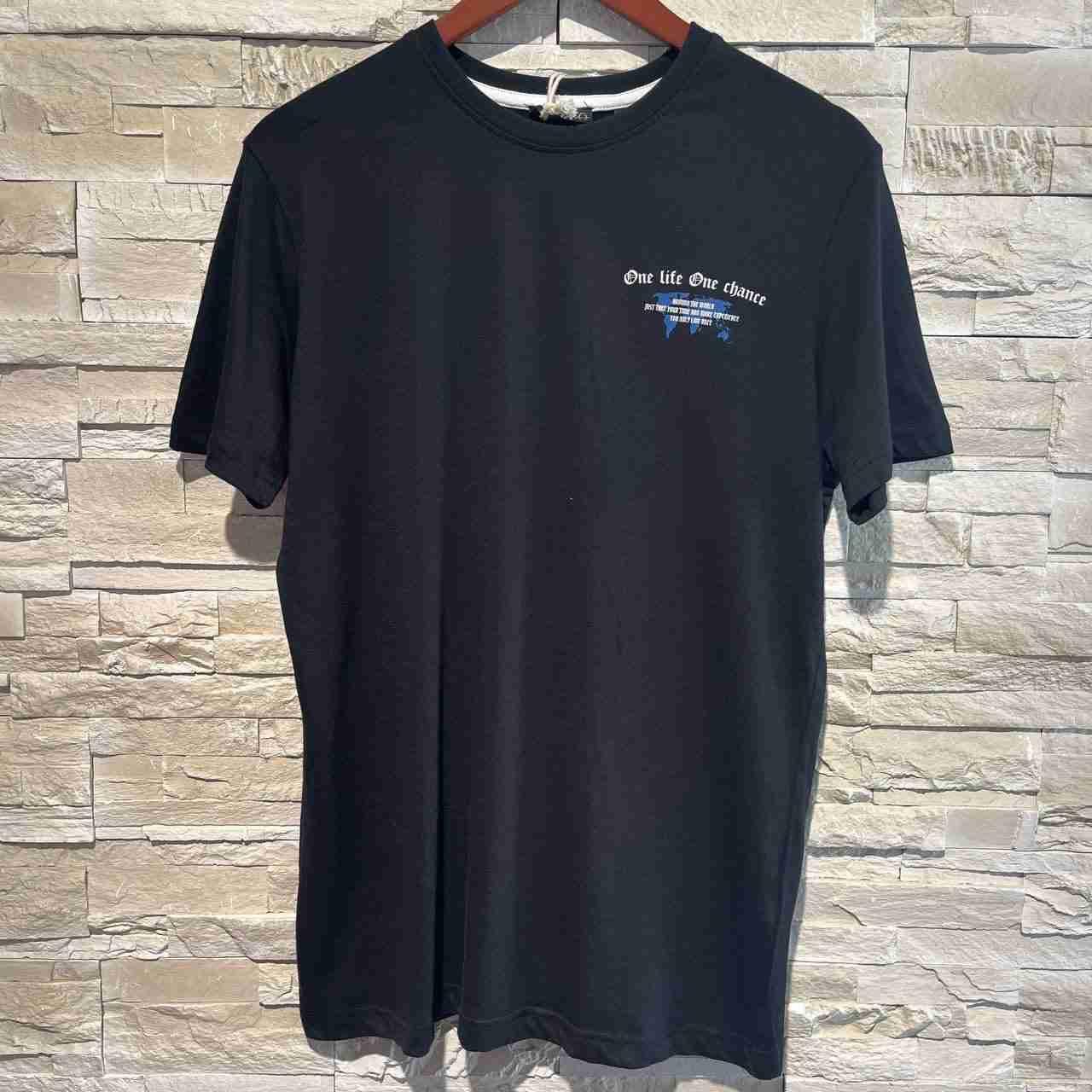T-shirt chance