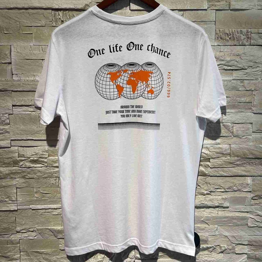 T-shirt chance