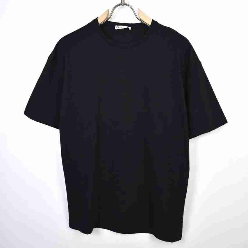 T-shirt essential