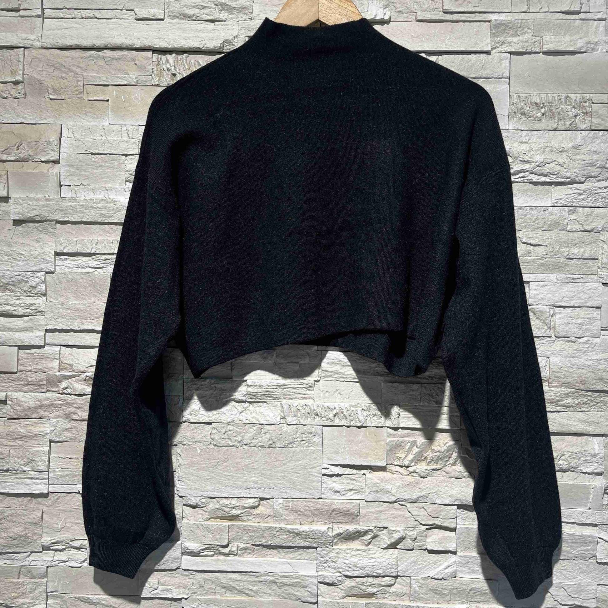 Maglione crop lupetto