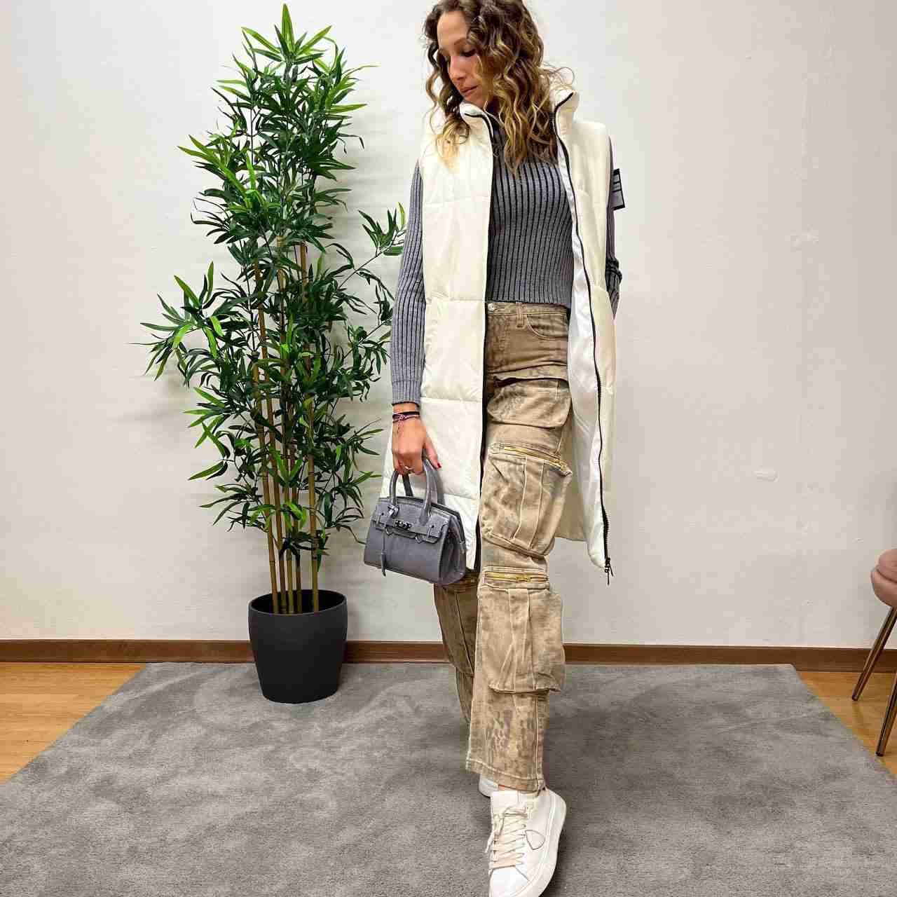 Cargo staines
