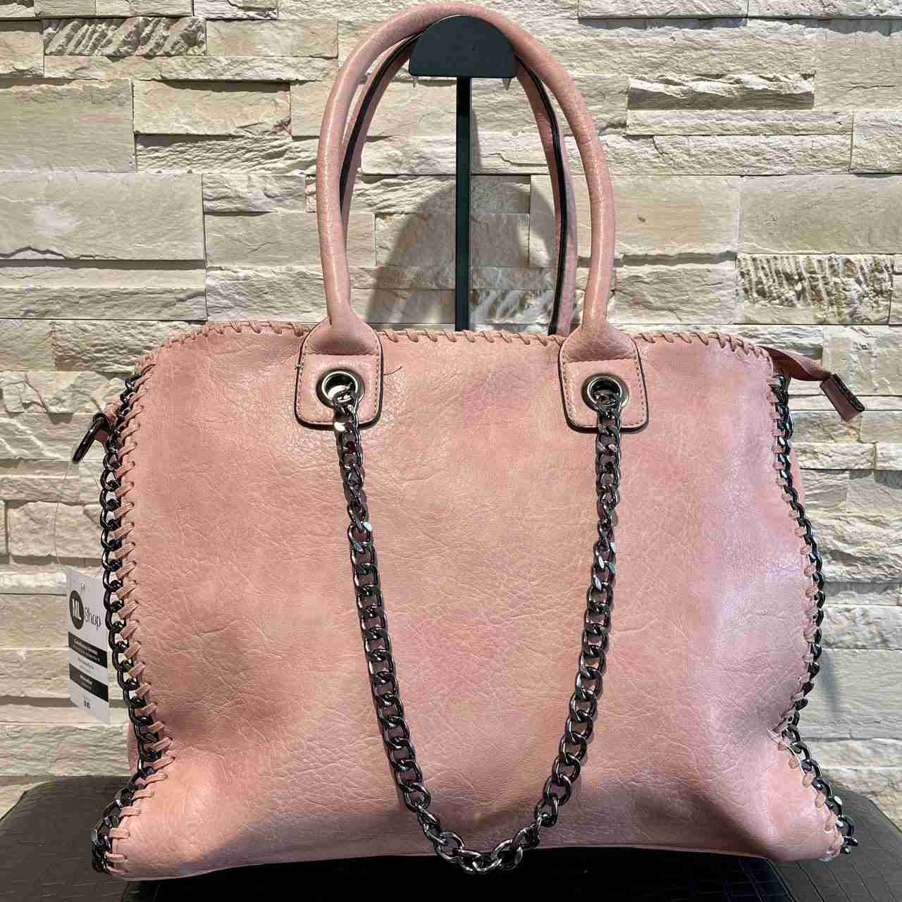 Borsa chain elegance