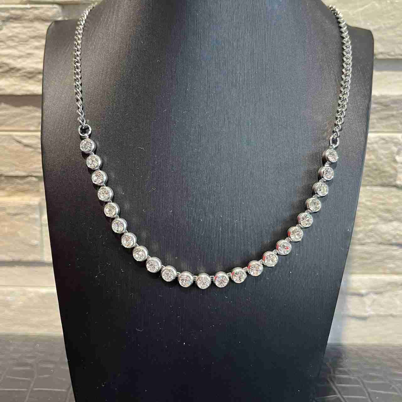 Collana radiant