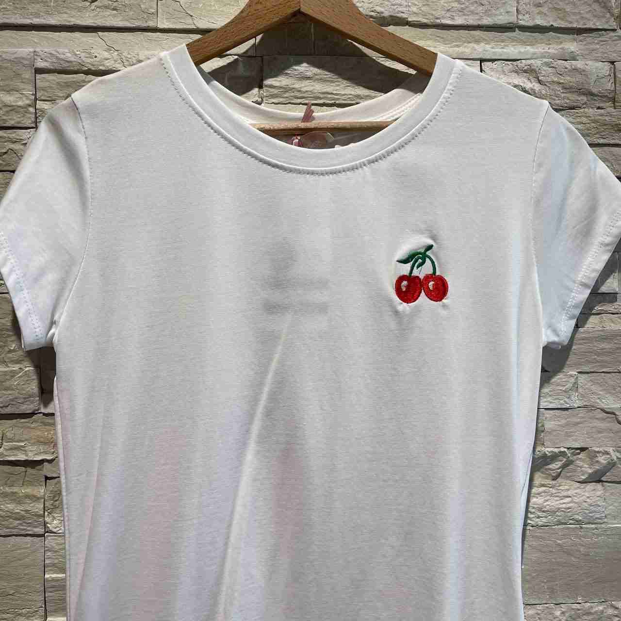 T-shirt graphic vibe