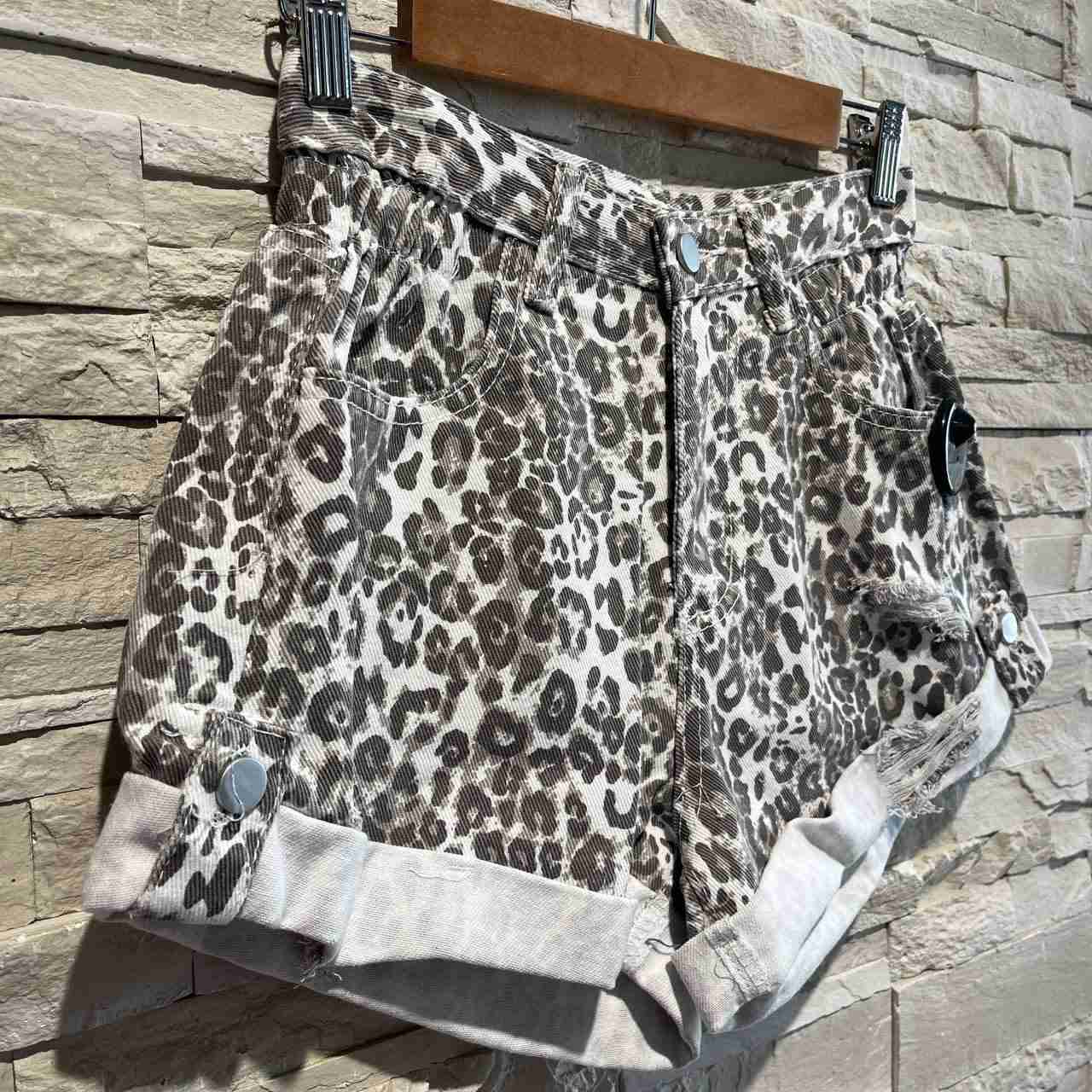 Shorts animalier