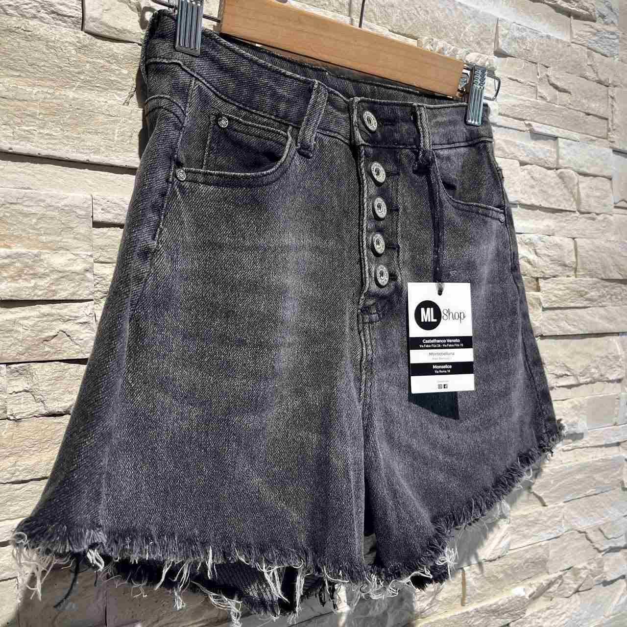 Shorts ludovica