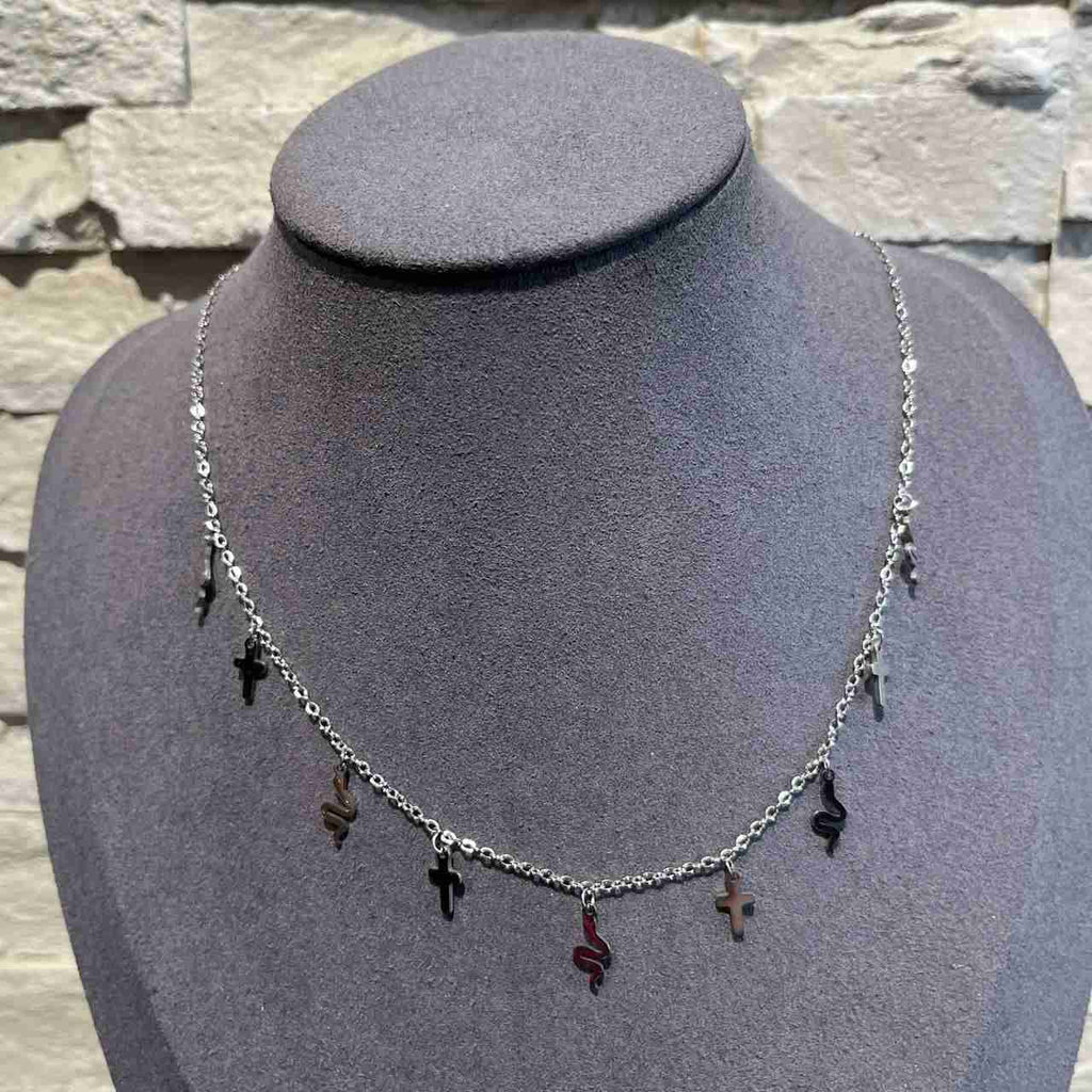 Collana serpent cross