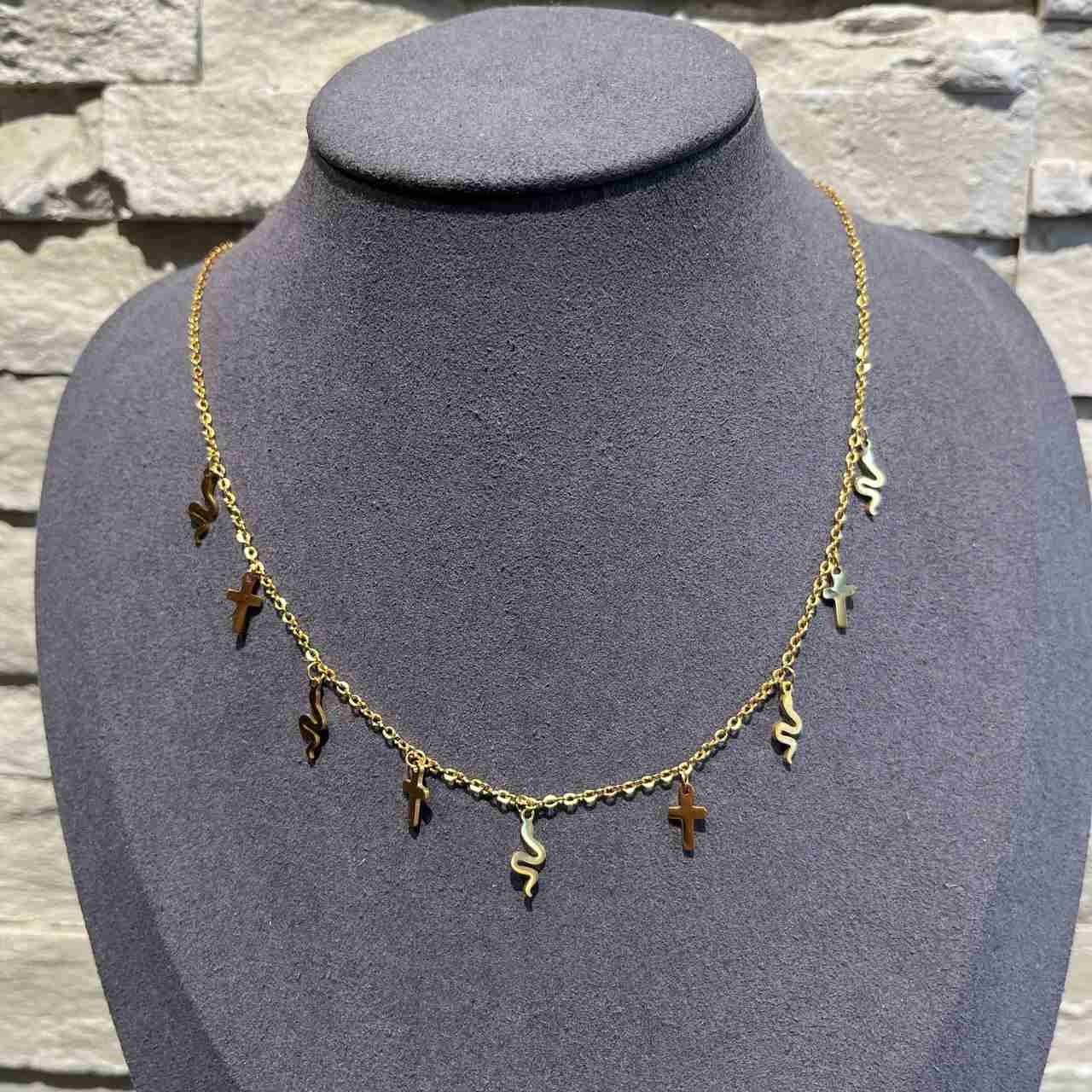 Collana serpent cross